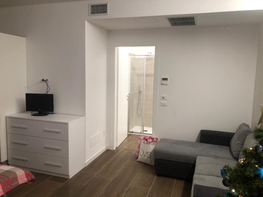 White House 1492..Il Sogno Continua.. Apartment Brescia Bagian luar foto